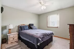 1547 W 99th Ave, Crown Point, IN 46307 - Photo 11