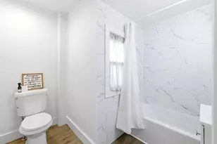 201 Jefferson Ave, La Porte, IN 46350 - Photo 13
