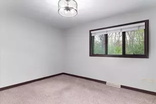 9131 Colfax St, Crown Point, IN 46307 - Photo 11