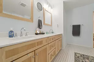 11917 N 470 E, Demotte, IN 46310 - Photo 15