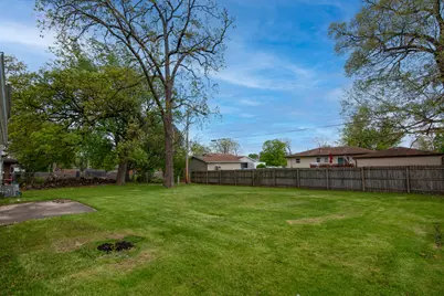 2611 Crowsnest Drive, Hobart, IN 46342 - Photo 31