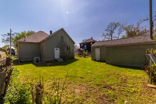 204 Edward St, Michigan City, IN 46360 - Photo 23