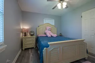 408 E 43rd Ave, Gary, IN 46409 - Photo 13