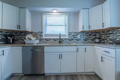 408 E 43rd Avenue, Gary, IN 46409 - Photo 15