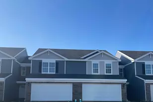 543 Cressmoor Blvd, Hobart, IN 46342 - Photo 1