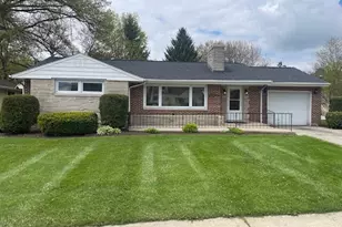 1221 Campbell St, Valparaiso, IN 46385 - Photo 1