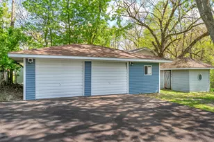 922 Hayes St, Crown Point, IN 46307 - Photo 17