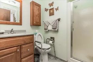 9448 Northcote Ave, Munster, IN 46321 - Photo 17