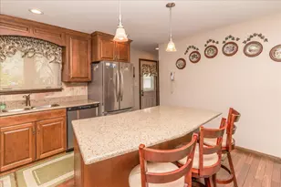 9448 Northcote Ave, Munster, IN 46321 - Photo 7