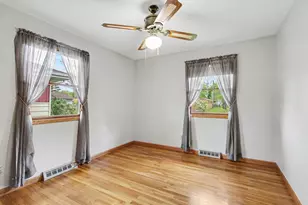 5711 Evergreen Ave, Portage, IN 46368 - Photo 15