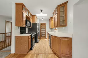5711 Evergreen Ave, Portage, IN 46368 - Photo 13