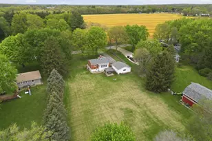 1831 N Lofgren Rd, Rolling Prairie, IN 46371 - Photo 3