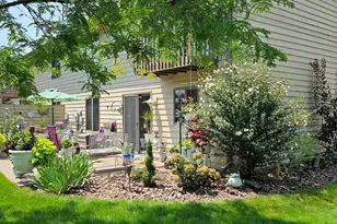 1489 Grand Isle Ct, Hobart, IN 46342 - Photo 9