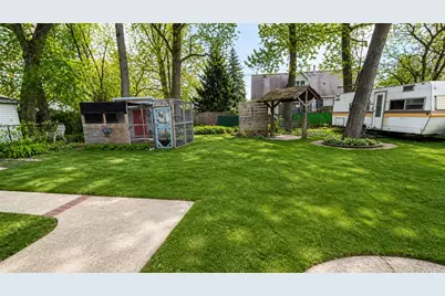 233 N Ernest Street, Griffith, IN 46319 - Photo 9
