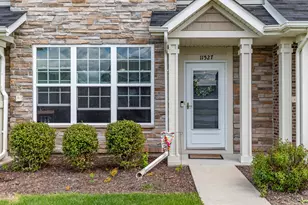11527 Rhode Island St, Crown Point, IN 46307 - Photo 3