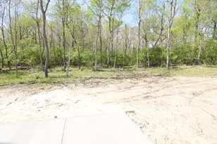 3640 Quail Run Dr N, Wheatfield, IN 46392 - Photo 43