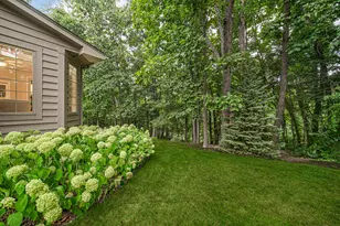 53 Braemar Dr, Valparaiso, IN 46385 - Photo 43