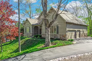 53 Braemar Dr, Valparaiso, IN 46385 - Photo 1
