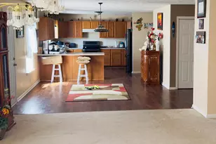 11633 Sinclair Dr, Indianapolis, IN 46235 - Photo 5