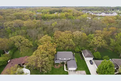 1029 Greenview Drive, Crown Point, IN 46307 - Photo 3