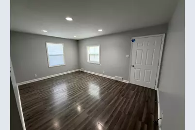 5052 Washington Street, Gary, IN 46408 - Photo 3