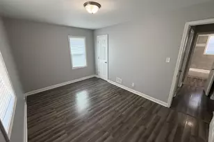 5052 Washington St, Gary, IN 46408 - Photo 5