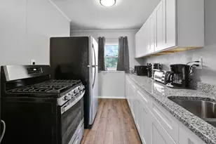 2023 Vermont St, Gary, IN 46407 - Photo 7