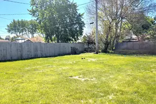 3534 43rd Pl, Highland, IN 46322 - Photo 25