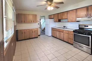 3534 43rd Pl, Highland, IN 46322 - Photo 7