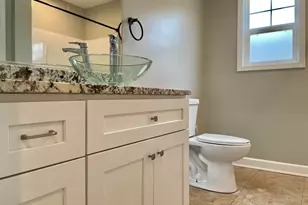 3190 W 63rd Ln, Merrillville, IN 46410 - Photo 17