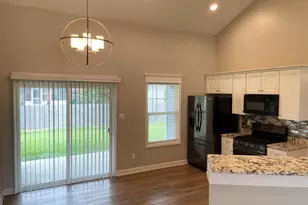 3190 W 63rd Ln, Merrillville, IN 46410 - Photo 13