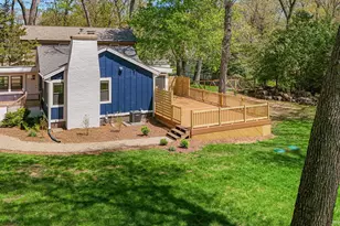 423 Oakland Dr, Michiana Shores, IN 46360 - Photo 3