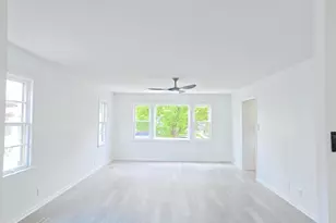7421 Monroe Ave, Hammond, IN 46324 - Photo 7