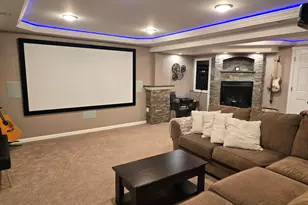 948 Veterans Ln, Crown Point, IN 46307 - Photo 23