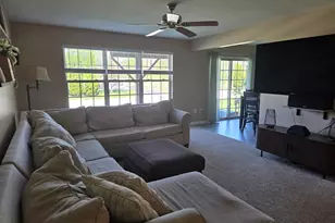 948 Veterans Ln, Crown Point, IN 46307 - Photo 9