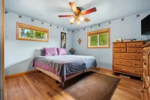 131 Hillcrest St, Hobart, IN 46342 - Photo 7