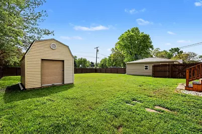 131 Hillcrest Street, Hobart, IN 46342 - Photo 13