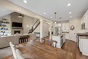 2015 Terreno Dr, Chesterton, IN 46304 - Photo 11