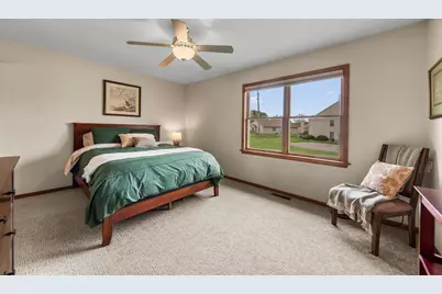 3615 Creekside Drive, Valparaiso, IN 46383 - Photo 9