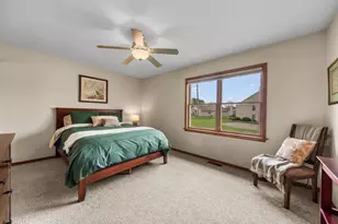3615 Creekside Dr, Valparaiso, IN 46383 - Photo 9