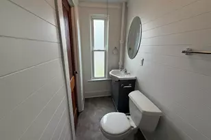 225 Columbia St, Michigan City, IN 46360 - Photo 15