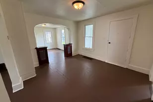 225 Columbia St, Michigan City, IN 46360 - Photo 5