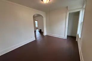 225 Columbia St, Michigan City, IN 46360 - Photo 9