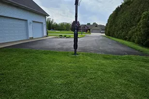 213 Windy Oak Dr, Hebron, IN 46341 - Photo 45