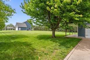 403 Creekwood Dr, Valparaiso, IN 46383 - Photo 33