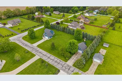 403 Creekwood Drive, Valparaiso, IN 46383 - Photo 49