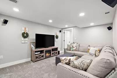 403 Creekwood Drive, Valparaiso, IN 46383 - Photo 27