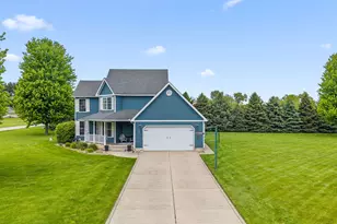 403 Creekwood Dr, Valparaiso, IN 46383 - Photo 47