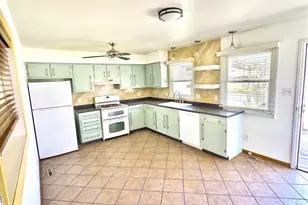 944 W 54th Pl, Merrillville, IN 46410 - Photo 5