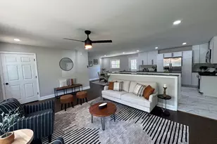 405 Cedar St NW, Demotte, IN 46310 - Photo 7